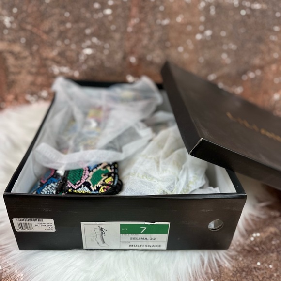 Size 7, Multicolored Snake Print Mid Calf Boots - Picture 4 of 4